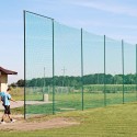 Piłkochwyt 5m - Siatka z grubością 6mm i słupami o wysokości 5m, z komórkami o wymiarze 10x10cm Piłkochwyt 5m - Siatka z grubością 6mm i słupami o wysokości 5m, z komórkami o wymiarze 10x10cm
