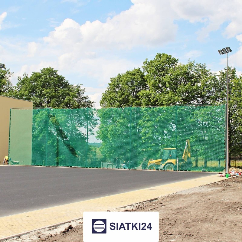 Piłkochwyt 6m - Piłkochwyt na obiekt sportowy z solidnymi słupami i siatką 4,5x4,5cm o grubości 4mm, o wysokości 6m Piłkochwyt 6m - Piłkochwyt na obiekt sportowy z solidnymi słupami i siatką 4,5x4,5cm o grubości 4mm, o wysokości 6m - sklep Siatki24.eu - zdjęcie 1
