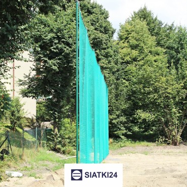 Piłkochwyt 4m - Słupy i siatka o grubości 4mm z oczkami 4,5x4,5cm przeznaczona do piłkochwytu