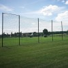 Piłkochwyt 5m - Słupy i siatka o grubości 4mm i oczkach 10x10cm idealna jako piłkochwyt.e Piłkochwyt 5m - Słupy i siatka o grubości 4mm i oczkach 10x10cm idealna jako piłkochwyt.e