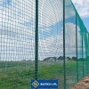 Ogrodzenie boiska 5m wys. z słupami i siatką 10x10cm o grubości 6mm Ogrodzenie boiska 5m wys. z słupami i siatką 10x10cm o grubości 6mm