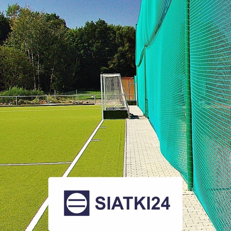 Ogrodzenie boiska 5m wys. z słupami i siatką 8x8cm o grubości 5mm Ogrodzenie boiska 5m wys. z słupami i siatką 8x8cm o grubości 5mm - sklep Siatki24.eu - zdjęcie 1