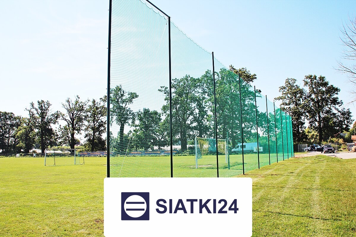   Siatki24.eu - Siatka ochronna do zabezpieczenia boiska piłkarskiego - Piłkochwyt na wymiar, wykonana z elastycznego tworzywa 