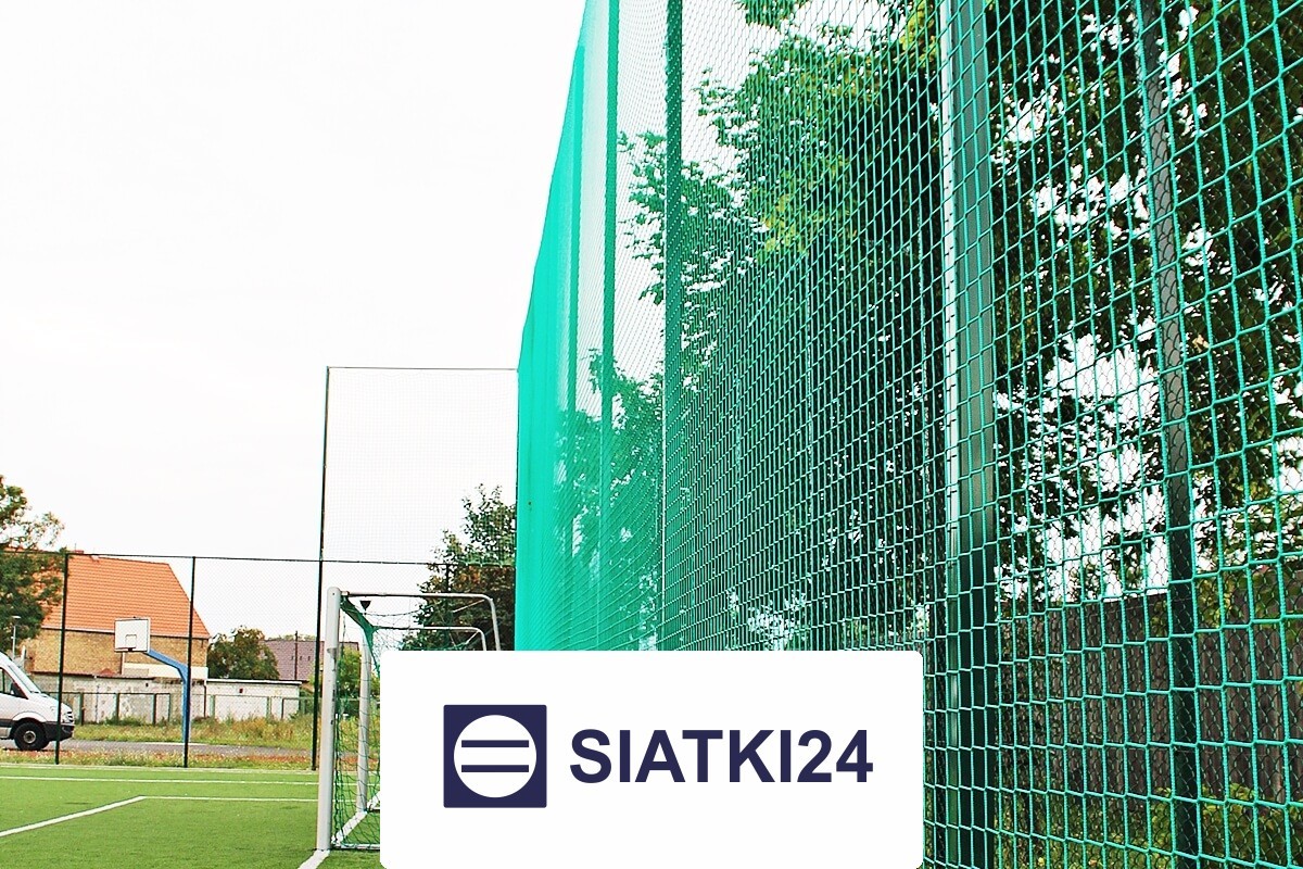   Siatki24.eu - Piłkochwyty do piłki nożnej zabezpieczające teren meczu i treningu 