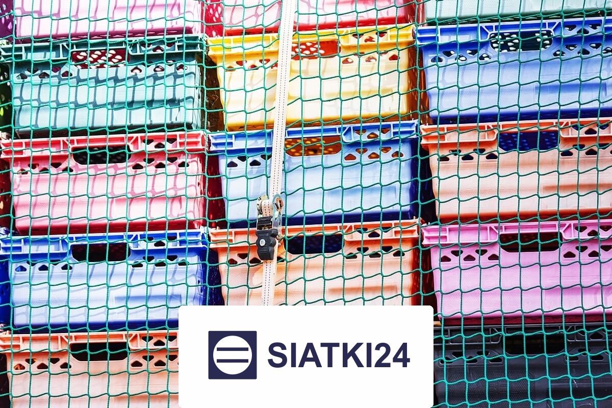 Pokrowce na palety to najlepsze rozwiązanie do skutecznego maskowania i zabezpieczania ładunku. Siatki24.eu - Pokrowce na palety to najlepsze rozwiązanie do skutecznego maskowania i zabezpieczania ładunku.
