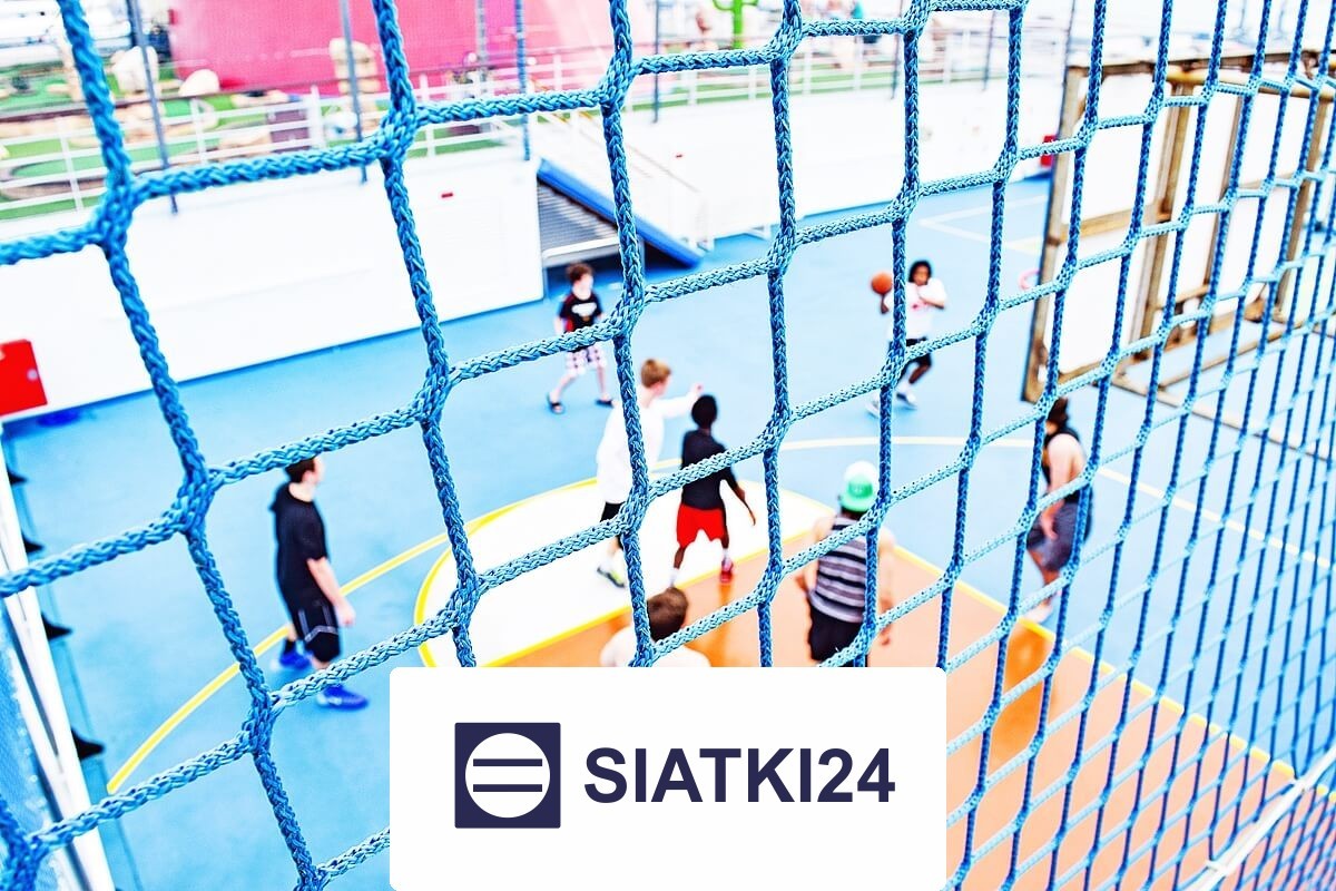   Siatki24.eu - Siatka na park linowy ochronna z grubym splotem, wykonana z materiału 