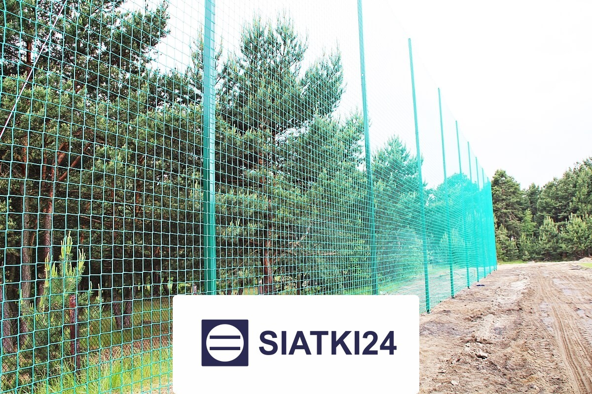 Siatka do zabezpieczenia boiska, rozmiar 4,5x4,5 m, grubość 5 mm, wykonana z PP Siatki24.eu - Siatka do zabezpieczenia boiska, rozmiar 4,5x4,5 m, grubość 5 mm, wykonana z PP