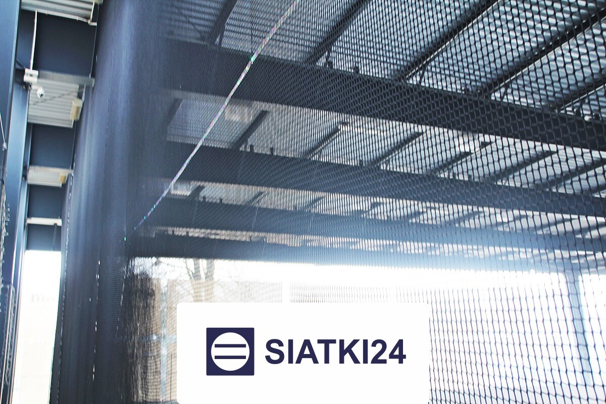 Skuteczna siatka na hale produkcyjne – wytrzymałe i tanie rozwiązanie ochronne Siatki24.eu - Skuteczna siatka na hale produkcyjne – wytrzymałe i tanie rozwiązanie ochronne