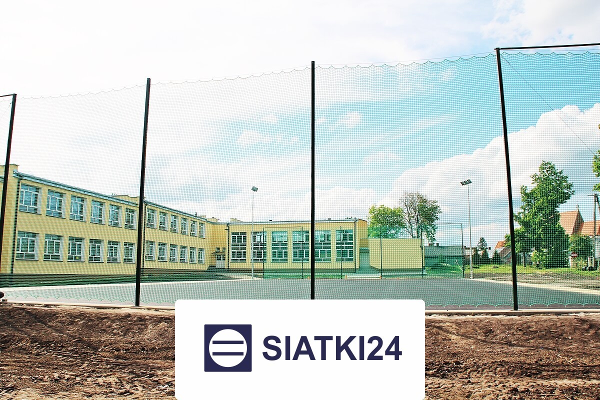   Siatki24.eu - Siatka ochronna do piłki nożnej - Piłkochwyt 