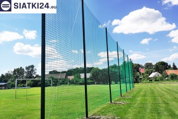 Boiska piłkarskie - mocne ogrodzenie z siatki sznurkowej 