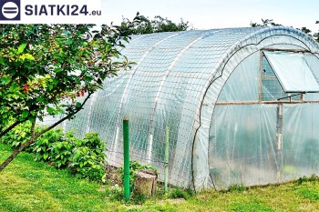  Zabezpieczenie foli na tunelu dla uprawy warzyw przed wiatrem 