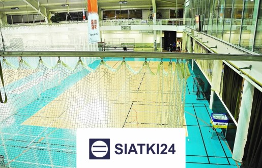   Siatki24.eu - Siatki pod sufity do hali sportowej - wytrzymała siatka ochronna na wymiar, wykonana z tworzywa. 
