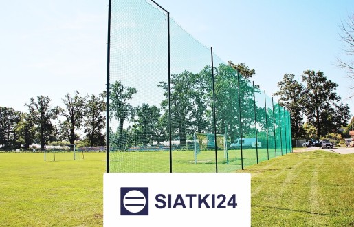   Siatki24.eu - Siatka ochronna do zabezpieczenia boiska piłkarskiego - Piłkochwyt na wymiar, wykonana z elastycznego tworzywa 