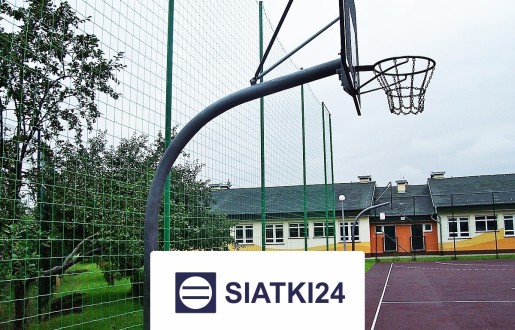   Siatki24.eu - Siatka ochronna do piłki nożnej - Piłkochwyt 