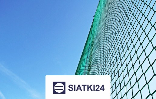   Siatki24.eu - Solidne piłkochwyty do obiektów sportowych: słupy z siatką 4,5x4,5cm o grubości 4mm i wysokości 6m 