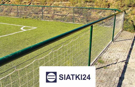   Siatki24.eu - Ogrodzenia boisk z siatką o oczkach 8x8 cm i grubości 5 mm na wysokość 5 m pod wymiar 
