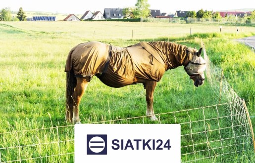 Siatka na siano dla koni - worek płaski z oczkami 8x8cm, grubość 5mm Siatki24.eu - Siatka na siano dla koni - worek płaski z oczkami 8x8cm, grubość 5mm