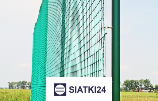 Piłkochwyty siatkowe do piłki nożnej - solidne, trwałe i odporne zabezpieczenie, optymalne do każdego boiska. Siatki24.eu - Piłkochwyty siatkowe do piłki nożnej - solidne, trwałe i odporne zabezpieczenie, optymalne do każdego boiska.