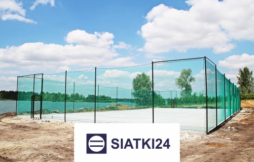 Ogrodzenia boiskowe siatkowe na wymiar, w tym o wysokości 5m ze słupami i siatką o oczkach 4,5x4,5cm oraz grubości 4mm Siatki24.eu - Ogrodzenia boiskowe siatkowe na wymiar, w tym o wysokości 5m ze słupami i siatką o oczkach 4,5x4,5cm oraz grubości 4mm