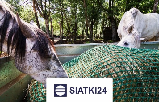 Siatka na siano dla koni do zabezpieczenia w kwadratowym worku z oczkami 8x8 cm i grubości 6 mm Siatki24.eu - Siatka na siano dla koni do zabezpieczenia w kwadratowym worku z oczkami 8x8 cm i grubości 6 mm