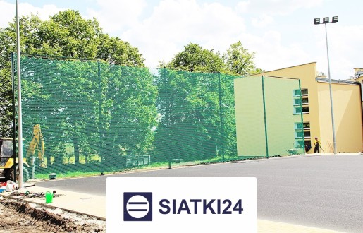 Siatka Piłkochwytów o wysokości 5 m z oczkami 10x10 cm, wykonana z grubego sznurka o średnicy 5 mm Siatki24.eu - Siatka Piłkochwytów o wysokości 5 m z oczkami 10x10 cm, wykonana z grubego sznurka o średnicy 5 mm